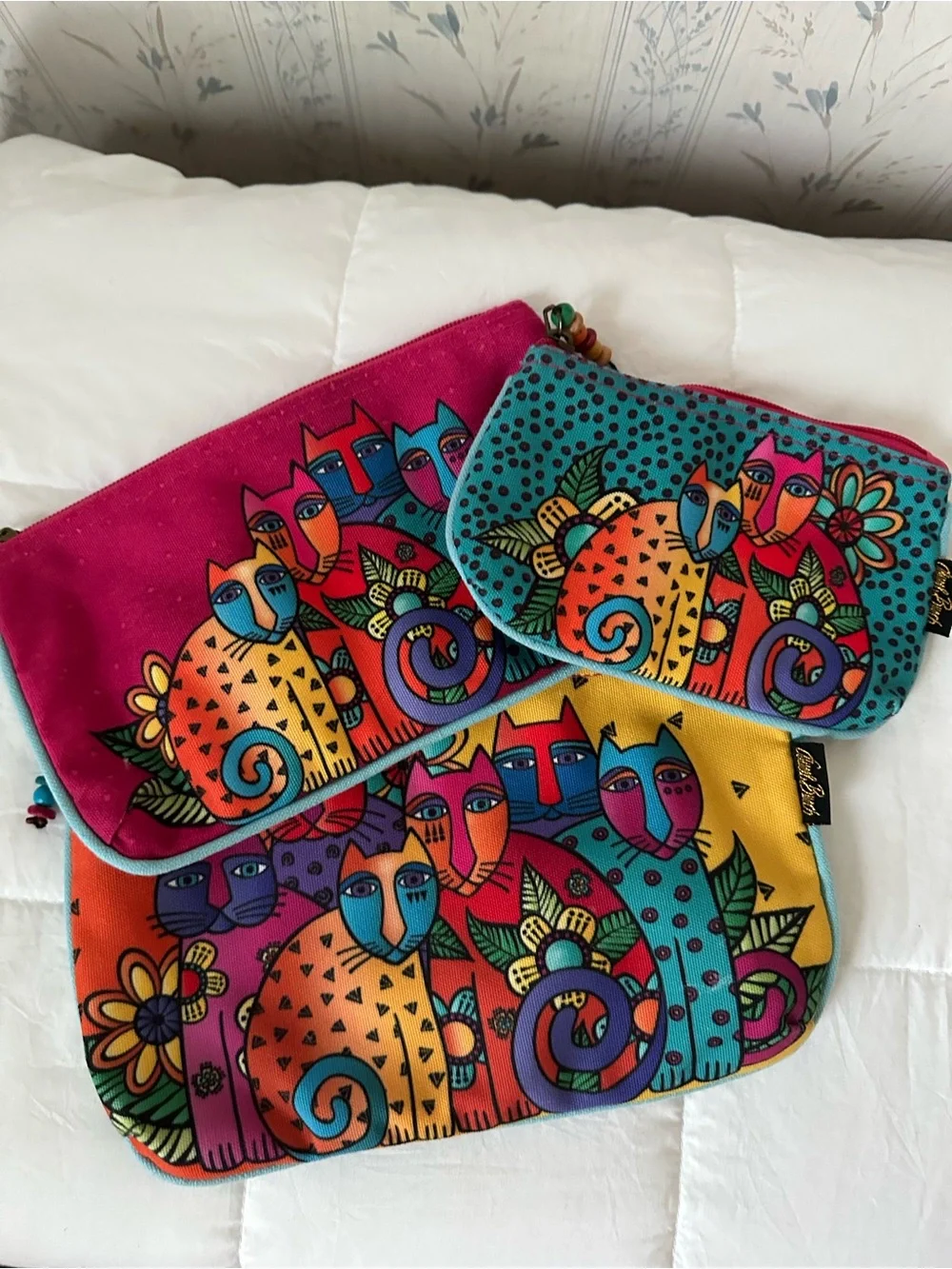 Laurel Burch Set of 3 Cat Print Zip Pouches